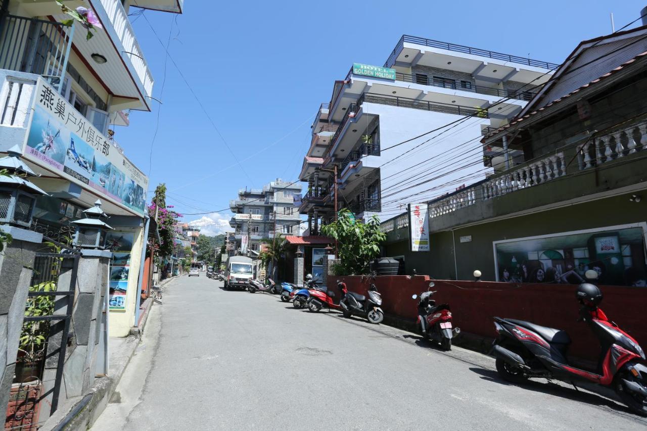 Hotel Golden Holiday Pokhara Exterior photo